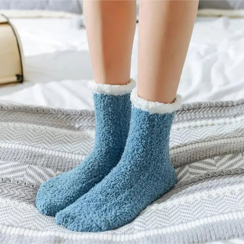 Chaussettes Fluffy ultra-douces : chaleur, confort et style - Moonight Homewear4