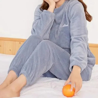 Pyjama doux et confortable "Ensemble pilou pilou" pour des nuits paisibles - Moonight Homewear5