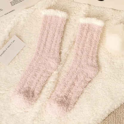 Chaussettes Fluffy ultra-douces : chaleur, confort et style - Moonight Homewear8